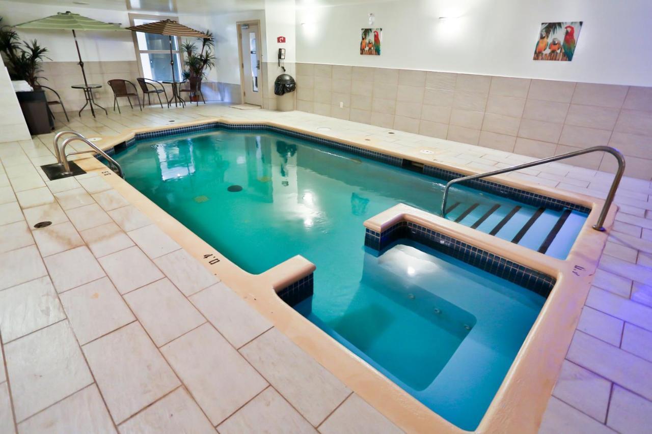 Hotel Le Versailles Saint-Sauveur-des-Monts Ανέσεις φωτογραφία